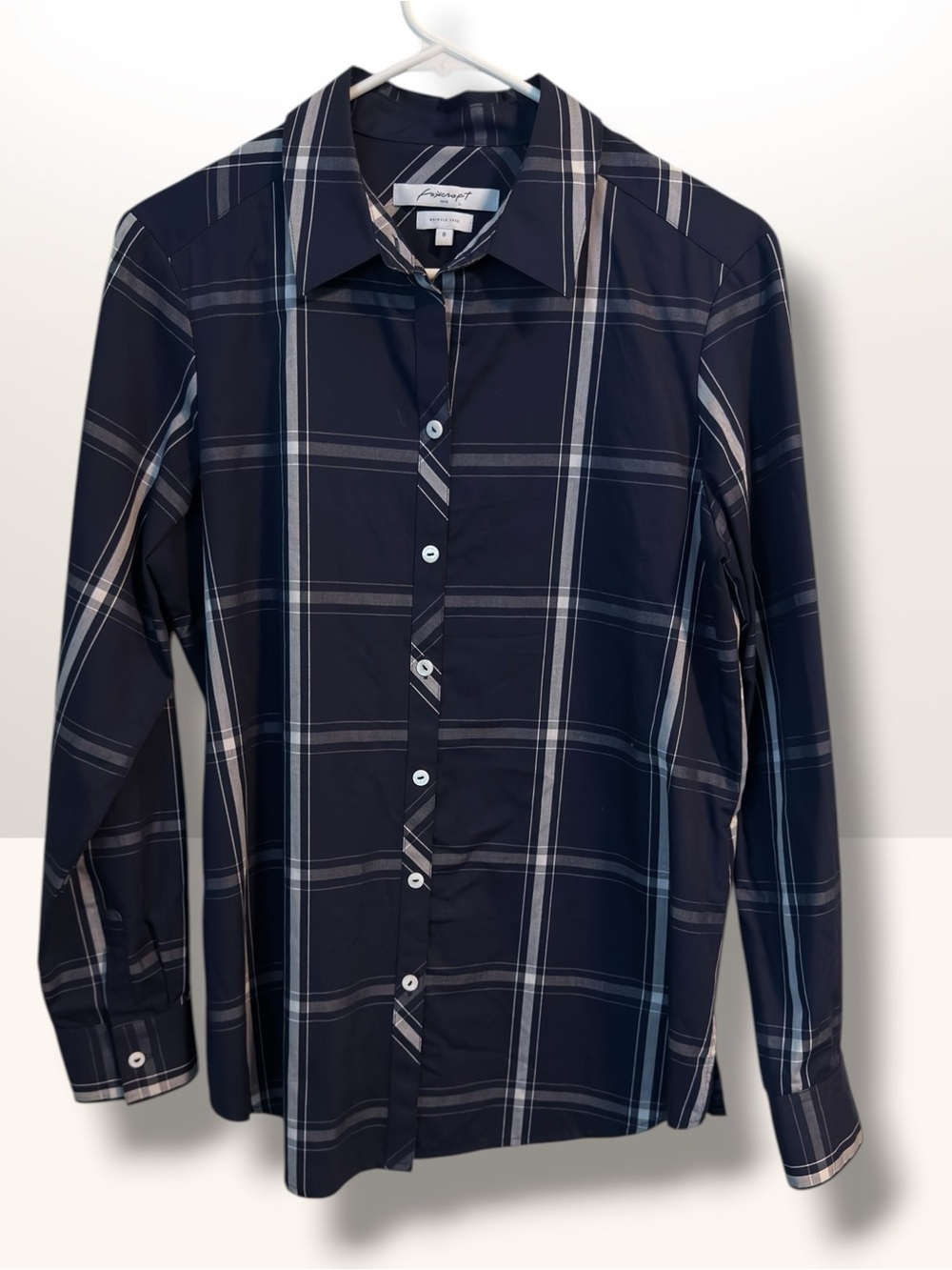 🌺Foxcraft Wrinkle Free Navy and White Plaid Long-Sleeve Button-Down Shirt-NWOT